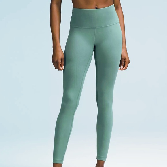 NWT Lululemon Wunder Train Ribbed HR Tight 28" Size 6 - Picture 2 of 10